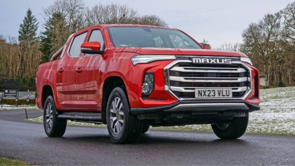 MITSUBISHI PICKUP - Image 4